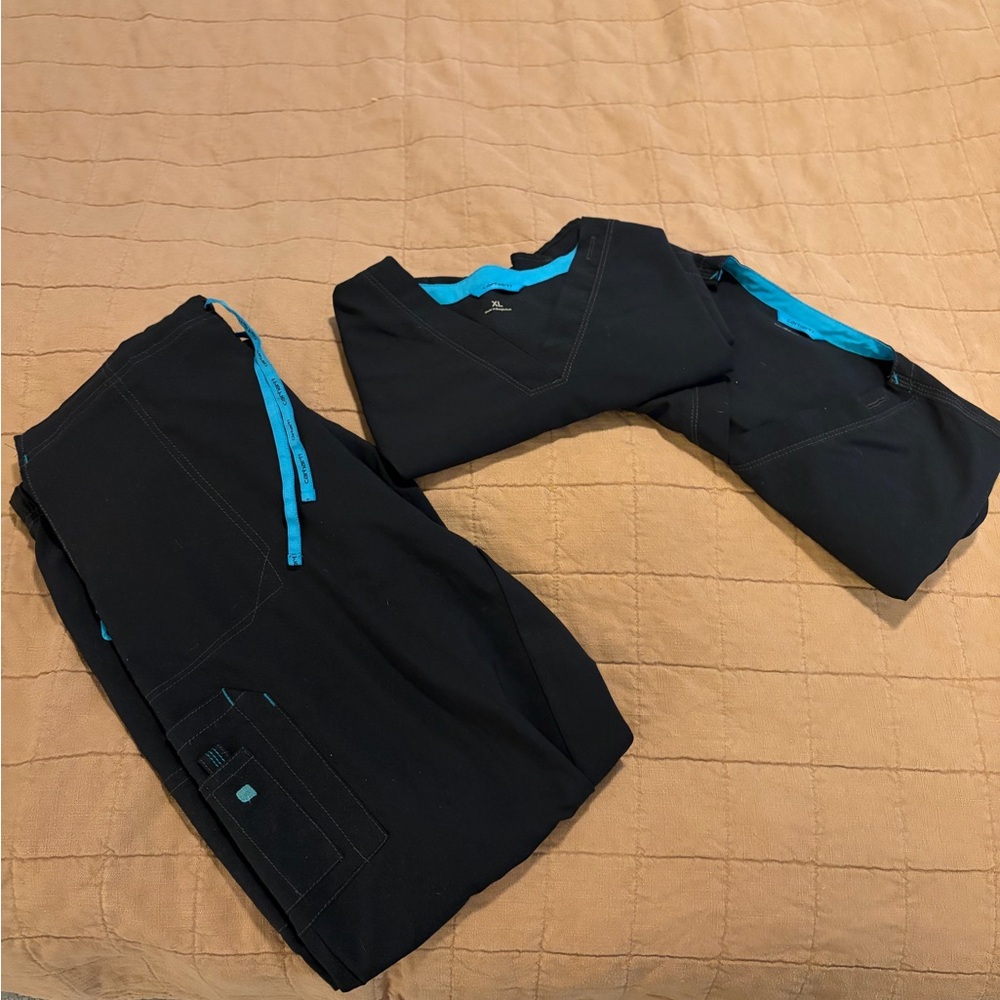 Carhartt Scrub Set